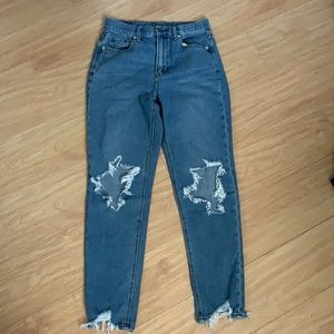 American Eagle distressed jeans size 0